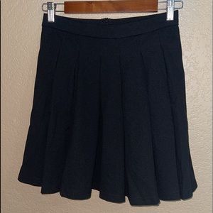 Black Pleaded Skirt